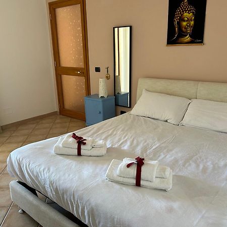 Salento Casa Vacanza Il Focolare Torchiarolo Exterior photo