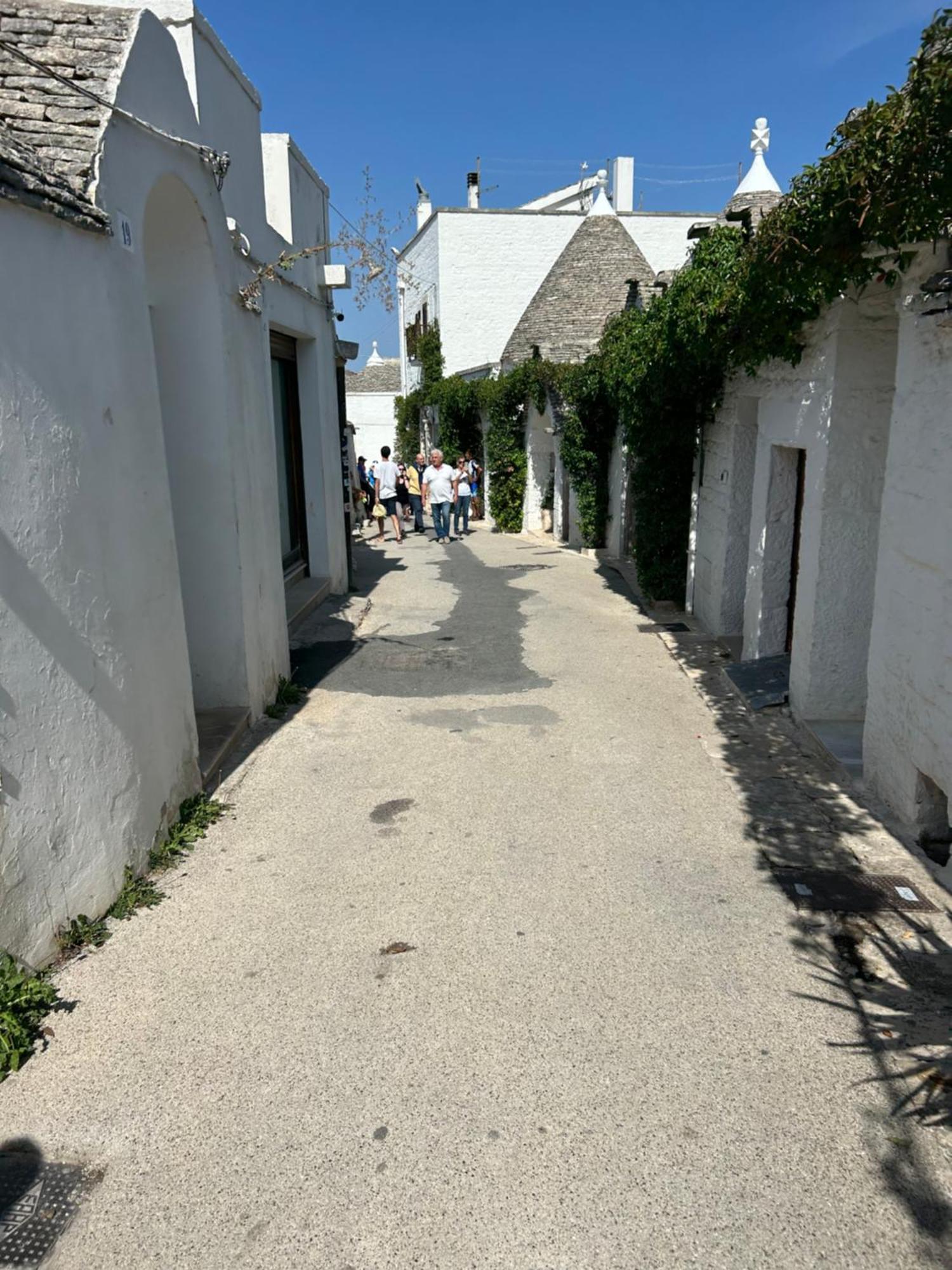 Salento Casa Vacanza Il Focolare Torchiarolo Exterior photo